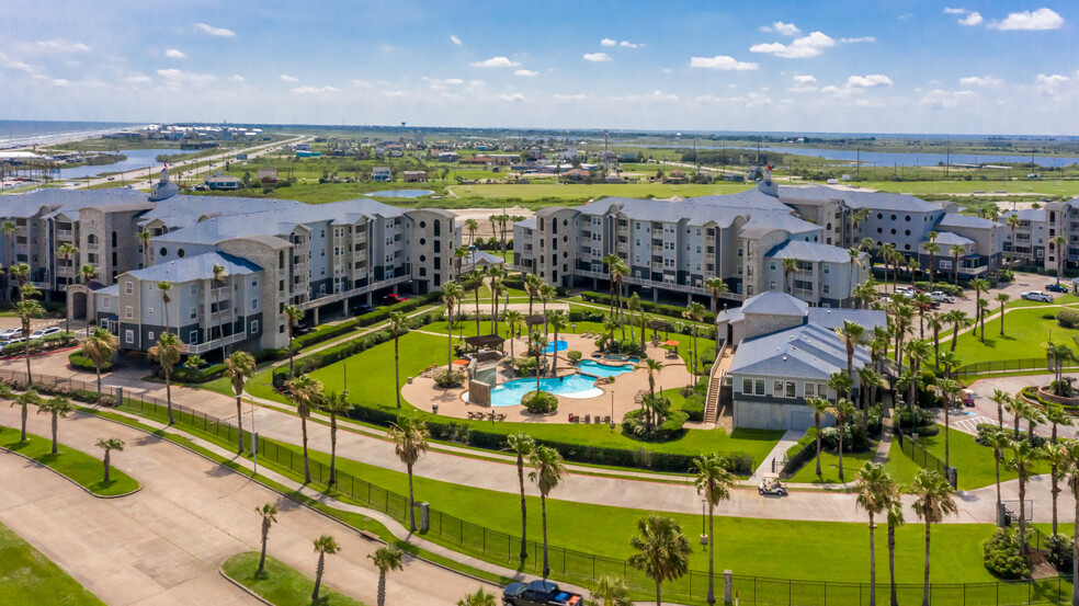 Primary Photo Of 3433 Cove View Blvd, Galveston Apartments For Sale