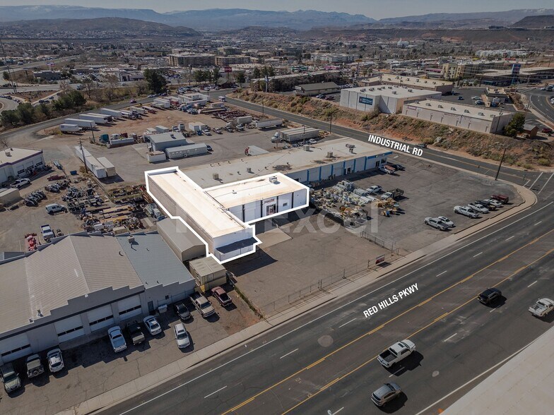 More Photos Of 298 N Industrial Rd, St George Distribution For Lease