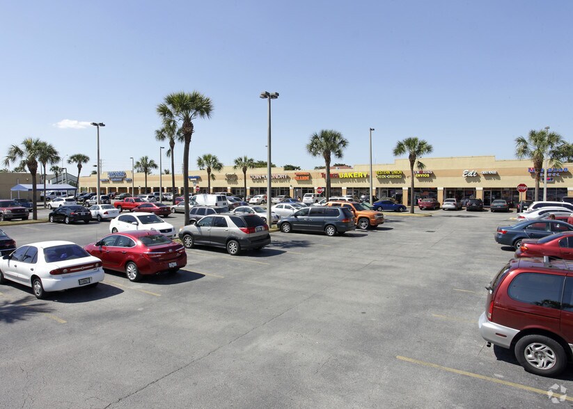 More Photos Of 2301-2399 W 52nd St, Hialeah Unknown For Lease