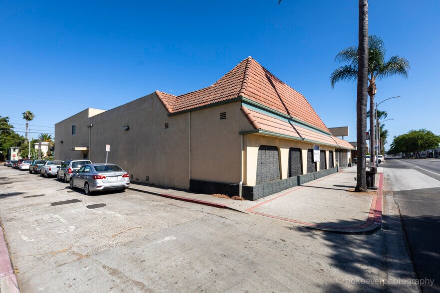 More Photos Of 2300 Pacific Ave, Long Beach Medical For Sale