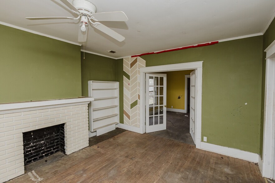 More Photos Of 123 E Madison Ave, Arkansas City Apartments For Sale
