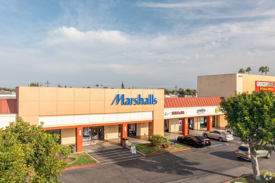 More Photos Of 16672-16732 Beach Blvd, Huntington Beach Unknown For Lease