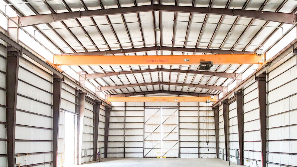 More Photos Of 2599 FM 3033, Stanton Warehouse For Lease