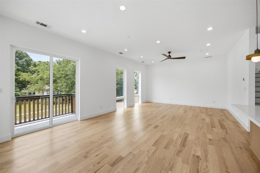 More Photos Of 4605 Belmont Ave, Dallas Apartments For Sale