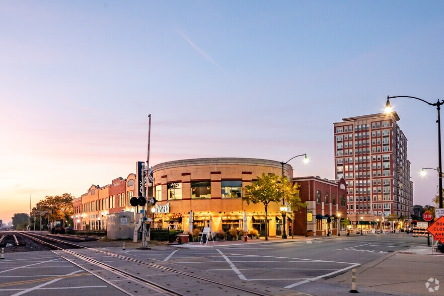 More Photos Of 3-31 S Evergreen Ave, Arlington Heights Coworking Space