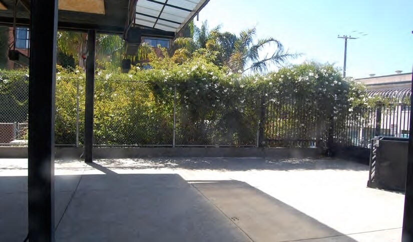 More Photos Of 535 Florida St, San Francisco Storefront Retail Office For Lease