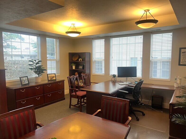 More Photos Of 9537 S 700 E, Sandy Office For Sale