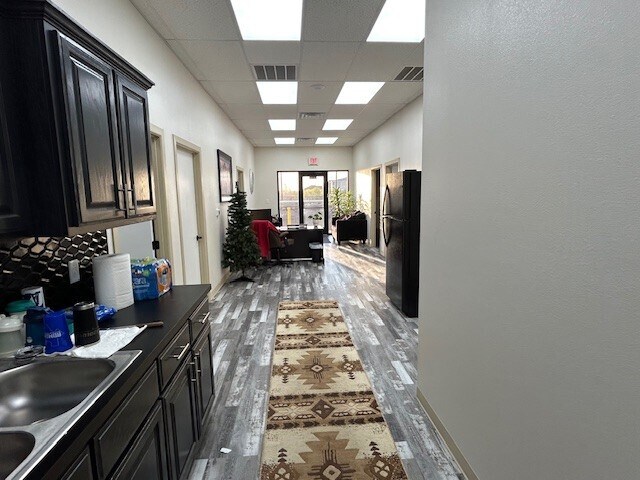 More Photos Of 2307 Stafford Blvd, Pecos Industrial For Lease