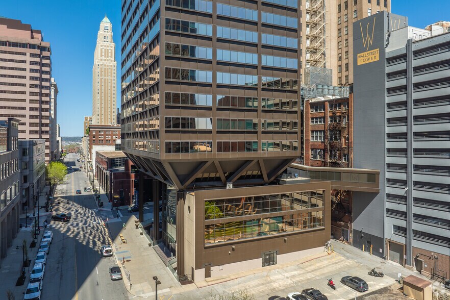 Primary Photo Of 1101 Walnut St, Kansas City Apartments For Sale
