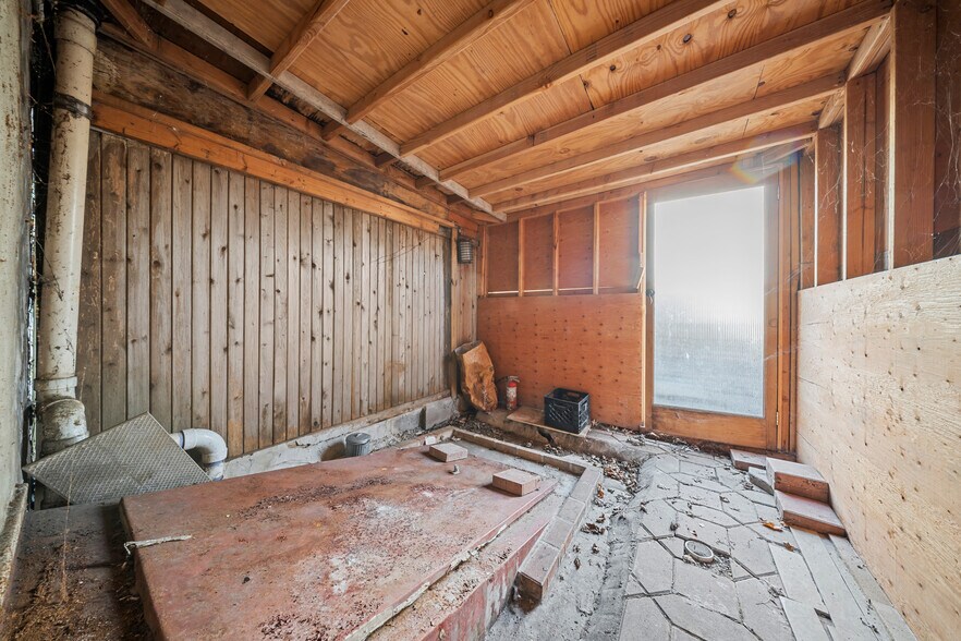 More Photos Of 200-17 Linden Blvd, Saint Albans Medical For Sale