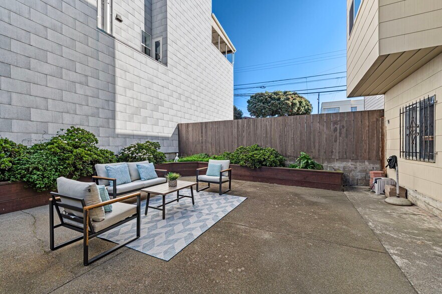 More Photos Of 4606 Cabrillo St, San Francisco Apartments For Sale