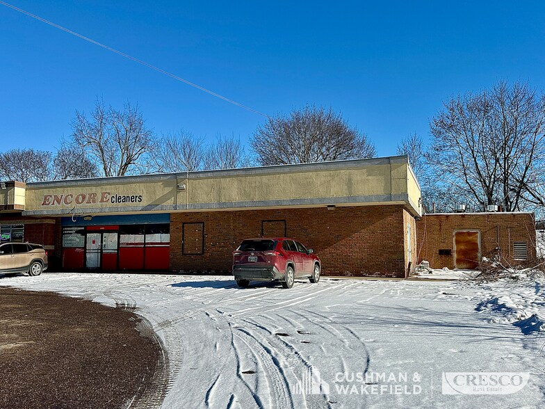 More Photos Of 1744 Goodyear Blvd, Akron General Retail For Sale