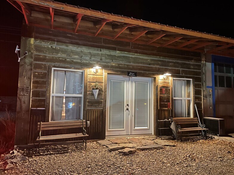 More Photos Of 173 S Gunnison Ave, Lake City Restaurant For Sale
