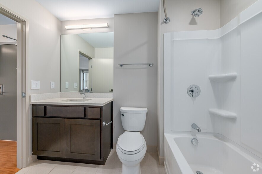 More Photos Of 99 W Saint Clair Ave, Cleveland Apartments For Lease