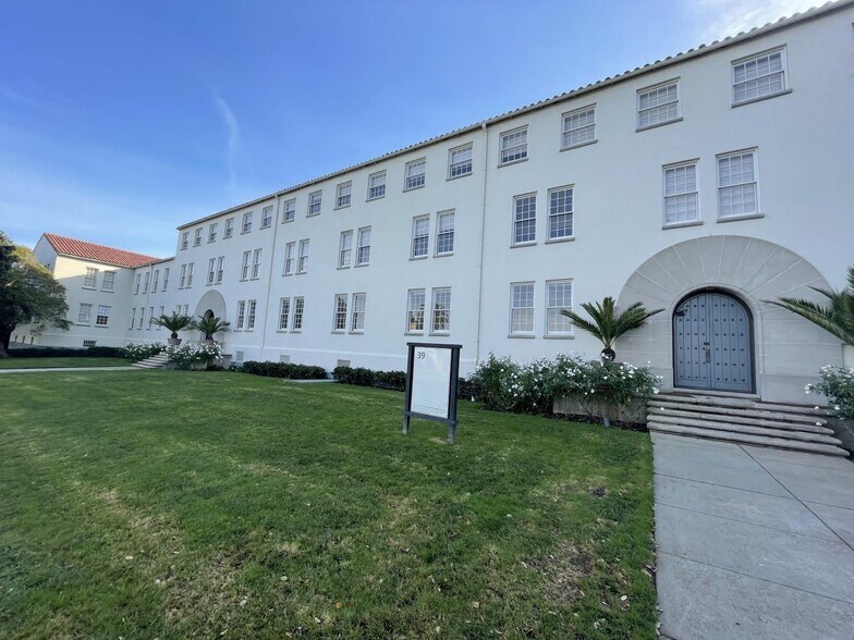 More Photos Of 39 Mesa St, San Francisco Office Residential For Lease