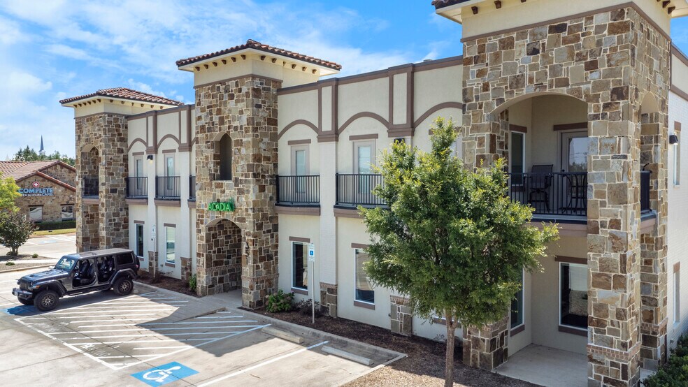 More Photos Of 351 W Southlake Blvd, Southlake Medical For Sale