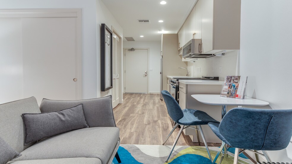 More Photos Of 378 Embarcadero W, Oakland Apartments For Lease