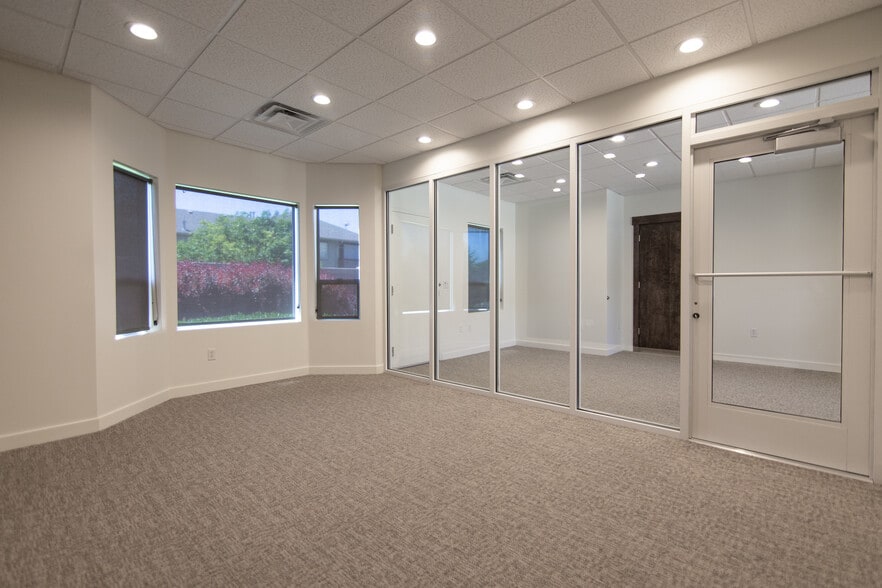 More Photos Of 197 N 290 W, Lindon Office Residential For Lease