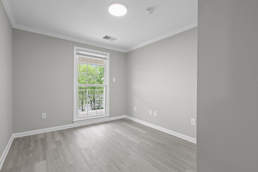 More Photos Of 9725 Lookout Pl, Gaithersburg Healthcare For Sale