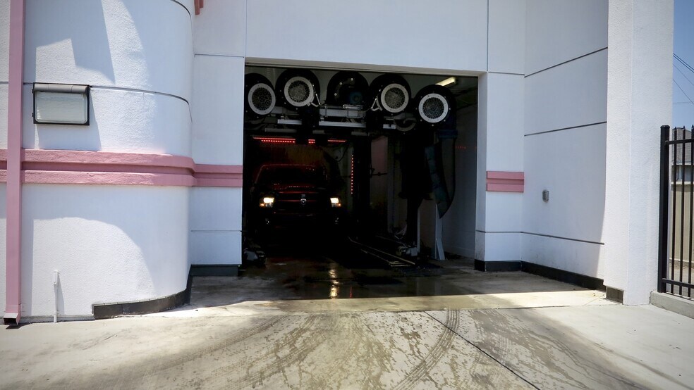 More Photos Of 4119 E Compton Blvd, Compton Carwash For Sale