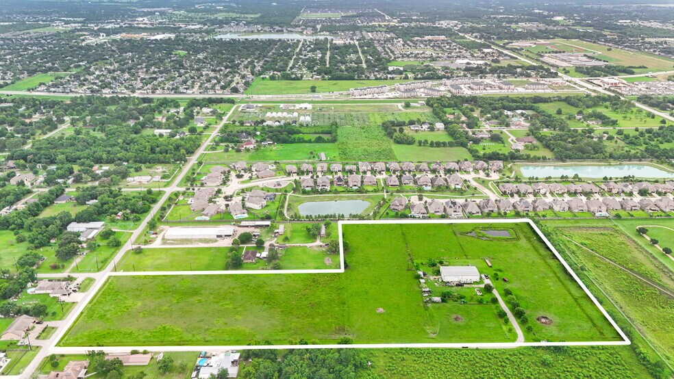 More Photos Of 3525 County Road 107F, Pearland Land For Sale