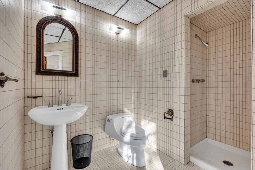 More Photos Of 1 Dag Hammarskjold Blvd, Howell Office For Sale