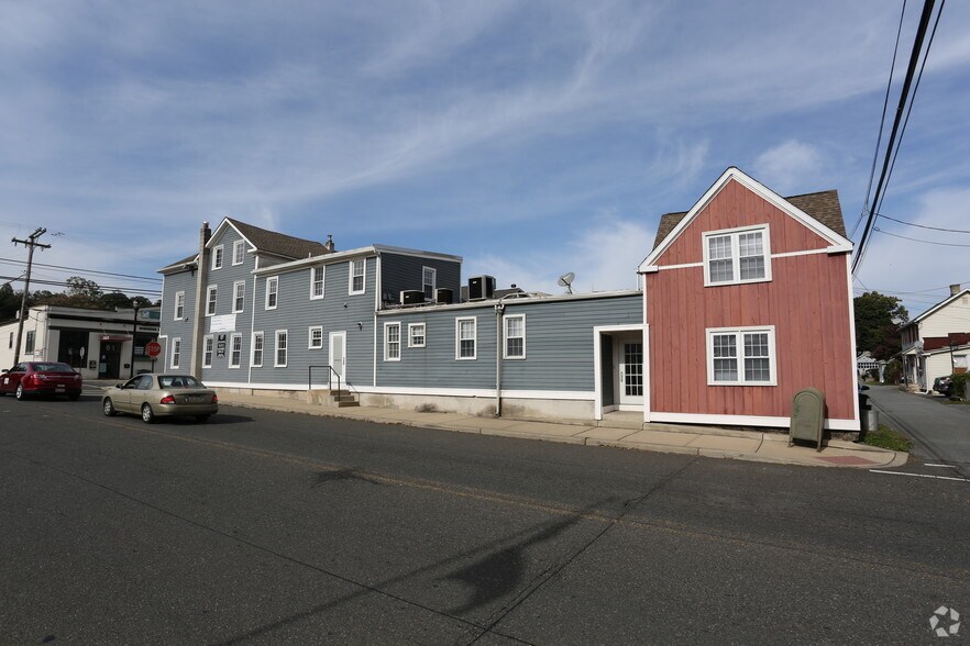 More Photos Of 80 Broad St, Phillipsburg Office Residential For Sale