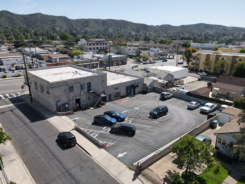 More Photos Of 8115 Foothill Blvd, Sunland Storefront Retail Office For Sale