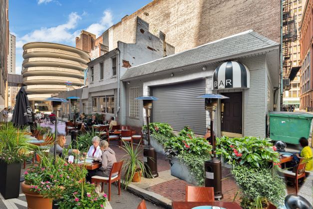 More Photos Of 628 Smithfield St, Pittsburgh Restaurant For Sale