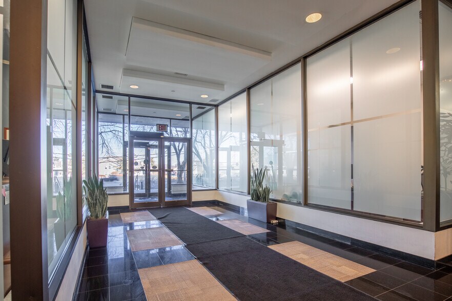 More Photos Of 9666 Olive Blvd, Olivette Office For Lease