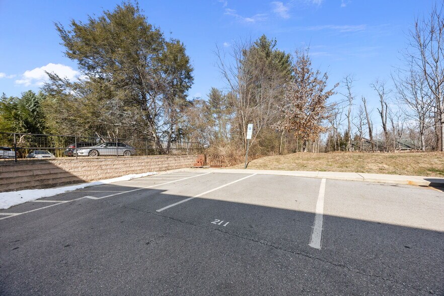 More Photos Of 315 Haywood Rd, Asheville Storefront Retail Residential For Sale
