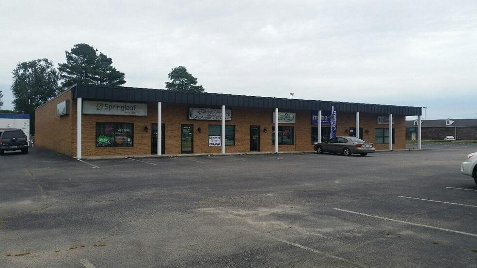 Primary Photo Of 3323 S Crater Rd, Petersburg Unknown For Lease