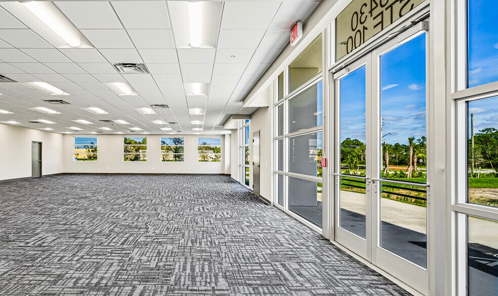 More Photos Of 15430 Corporate Rd N, Jupiter Unknown For Lease