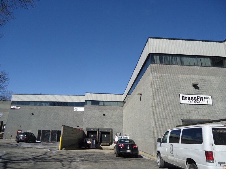More Photos Of 661 Pleasant St, Norwood Research And Development For Lease
