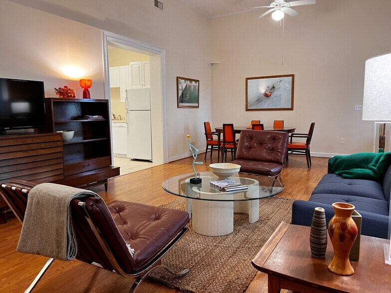 More Photos Of 2737-2739 Cleveland St, Elloree Storefront Retail Office For Sale