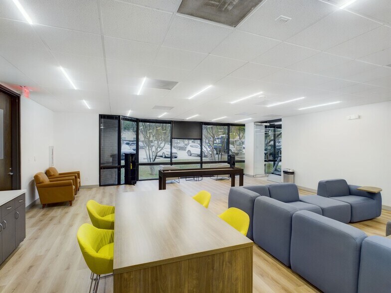 More Photos Of 2401 E Randol Mill Rd, Arlington Office For Lease