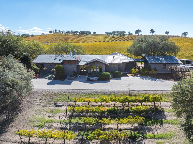 More Photos Of 7790 Airport Rd, Paso Robles Land For Sale