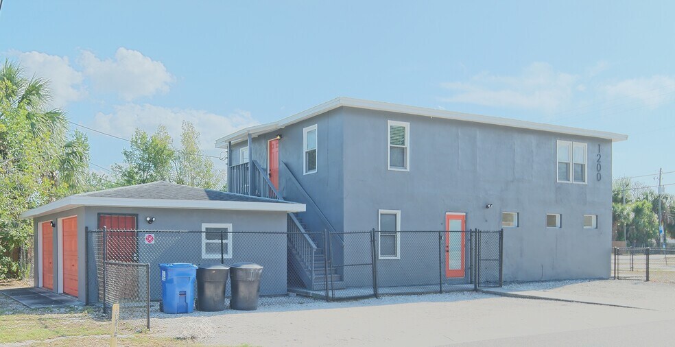 More Photos Of 1200 40th St S, Saint Petersburg Office For Lease