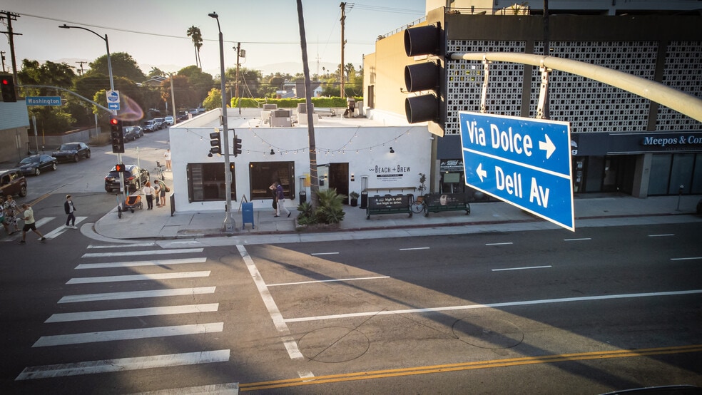 Primary Photo Of 405 Washington Blvd, Marina Del Rey Restaurant For Lease