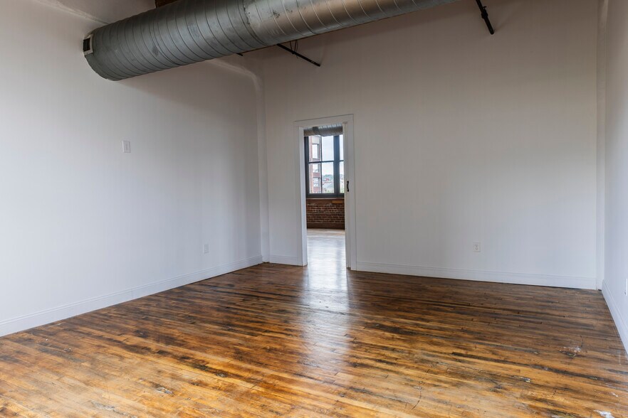 More Photos Of 1100 Sycamore St, Cincinnati Loft Creative Space For Lease