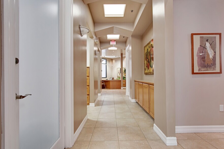 More Photos Of 2169 E Warner Rd, Tempe Office For Sale