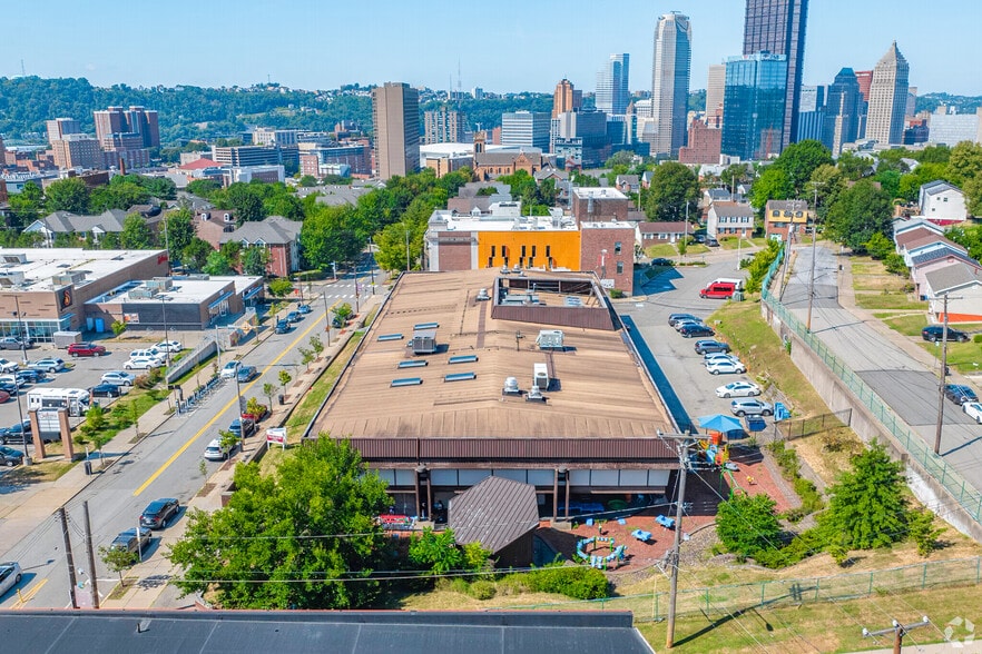 More Photos Of 1835 Centre Ave, Pittsburgh Medical For Lease