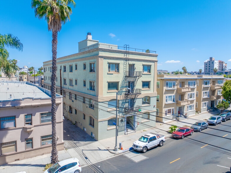 Primary Photo Of 323 W 4th St, Long Beach Apartments For Sale
