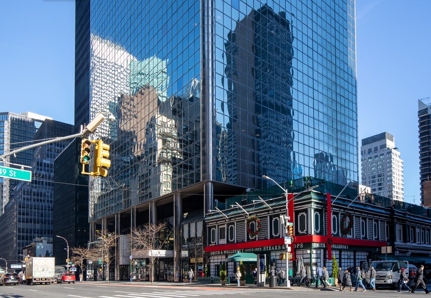 More Photos Of 805 Third Ave, New York Office For Lease