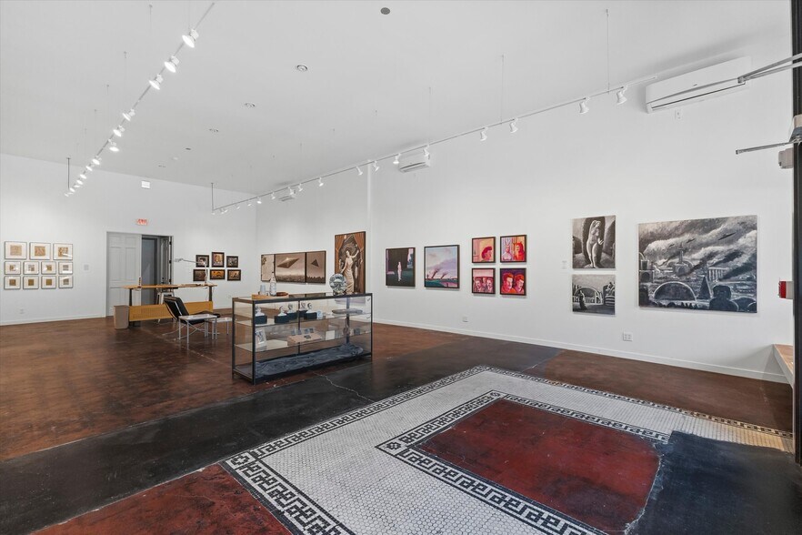 More Photos Of 511 S 1st St, Mount Vernon General Retail For Sale