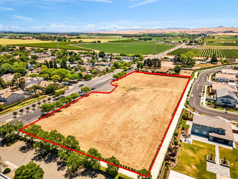 More Photos Of Walnut Blvd, Brentwood Land For Sale