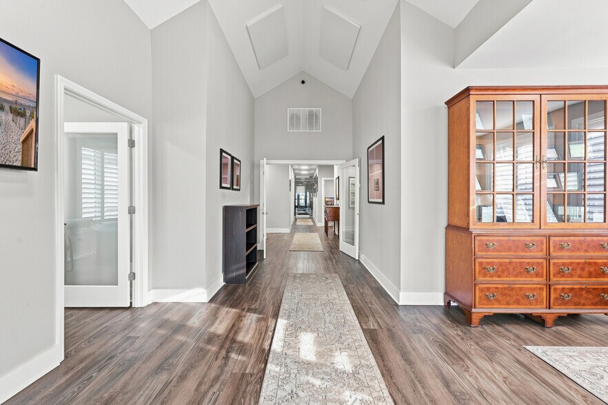 More Photos Of 9250 Highway 17 Byp, Murrells Inlet Office For Sale