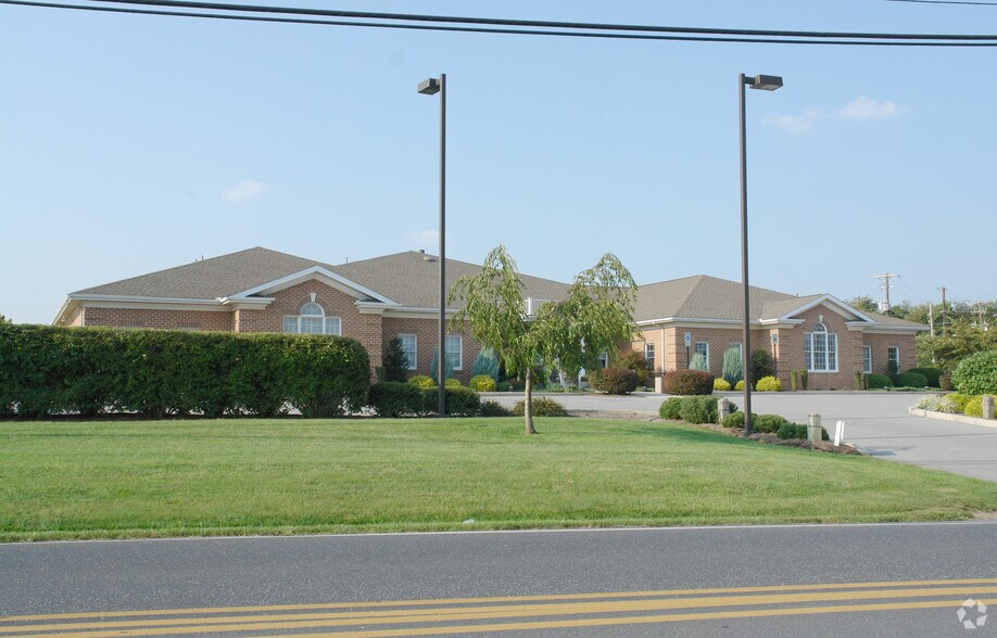 More Photos Of 5 Tyler Ct, Carlisle Medical For Sale