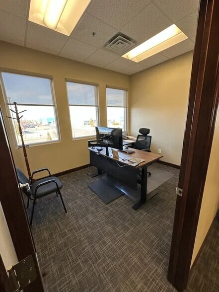 More Photos Of 1401 Skyline Blvd, Bismarck Office For Lease