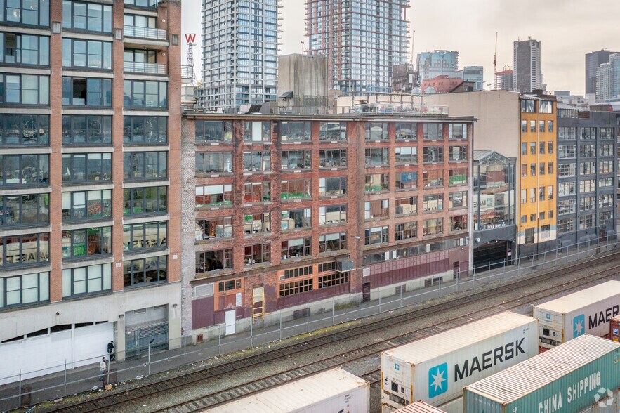 More Photos Of 55 Water St, Vancouver Apartments For Lease